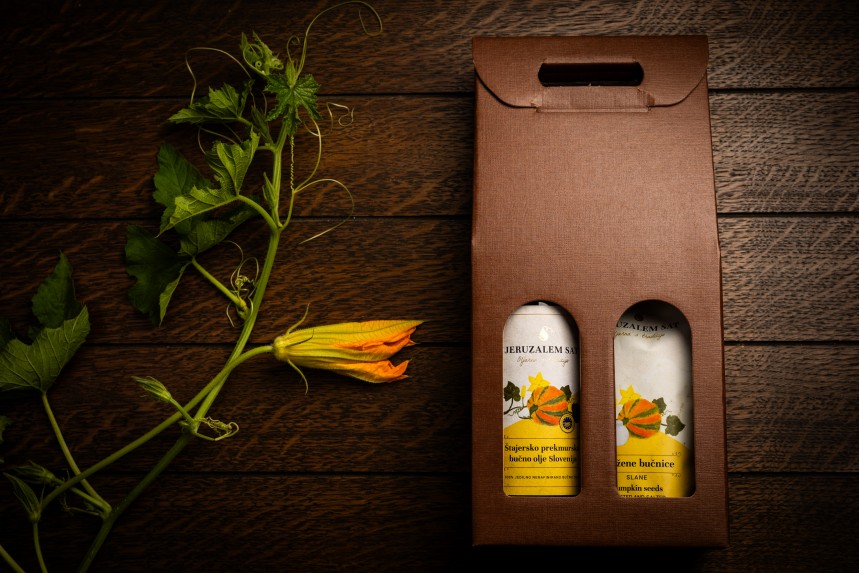 Darilni paket z bučnicami 300g