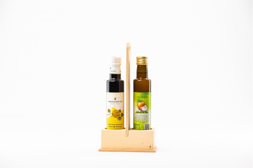 Gift set with wooden stand