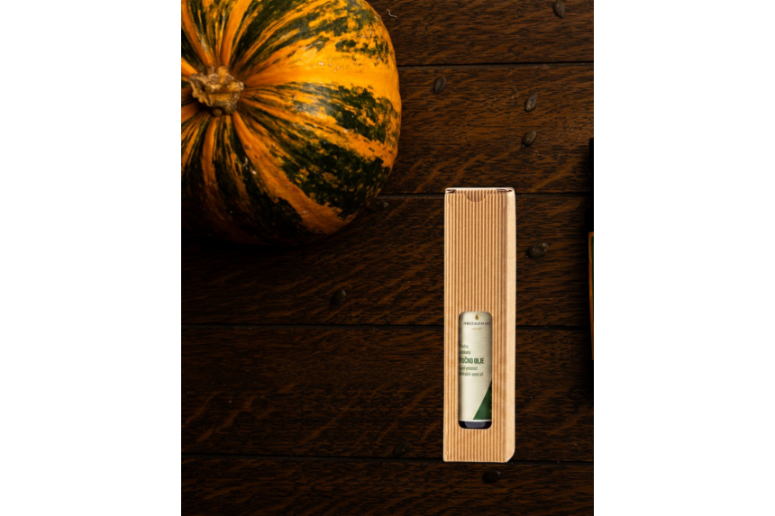 Cold pressed pumpkin seed oil 0.25 L - gift packaging