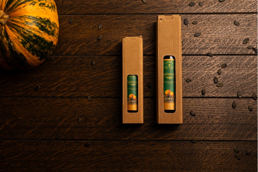 Cold pressed pumpkin seed oil 0.25 L - gift packaging
